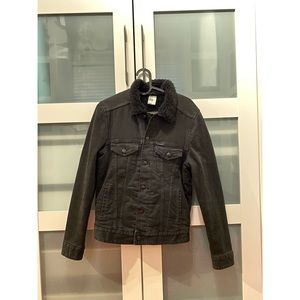 UO black denim jacket lined with Faux fur